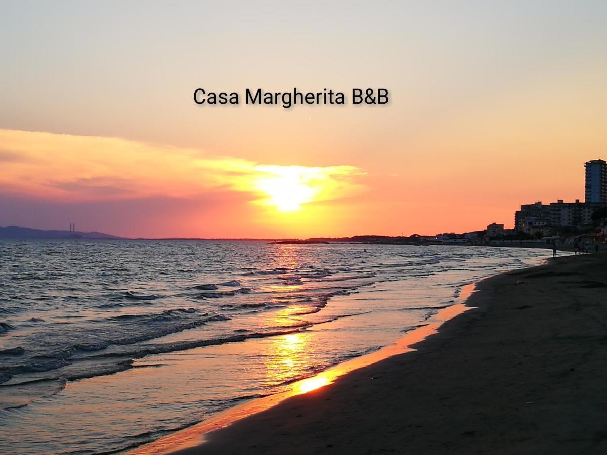 Casa Margherita Affittacamere B&B ฟอลลอนนีกา ภายนอก รูปภาพ